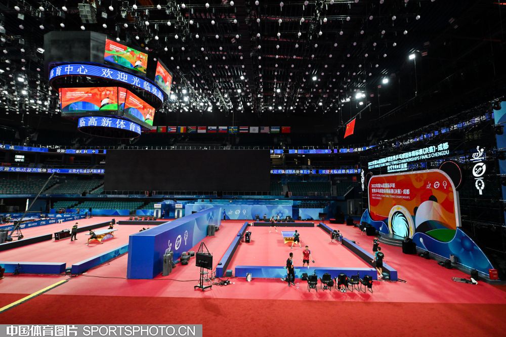 西甲战报：费尔南德斯点射制胜，十人西班牙人1-0十人巴列卡诺